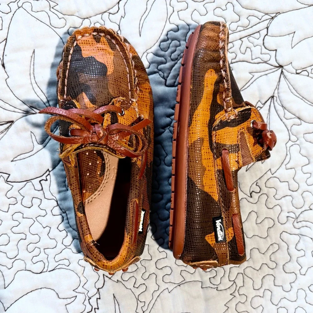 Venettini 55 Scott Boys Camo Leather Moccasin Loafers Euro 24- US 7.5/8 💛
